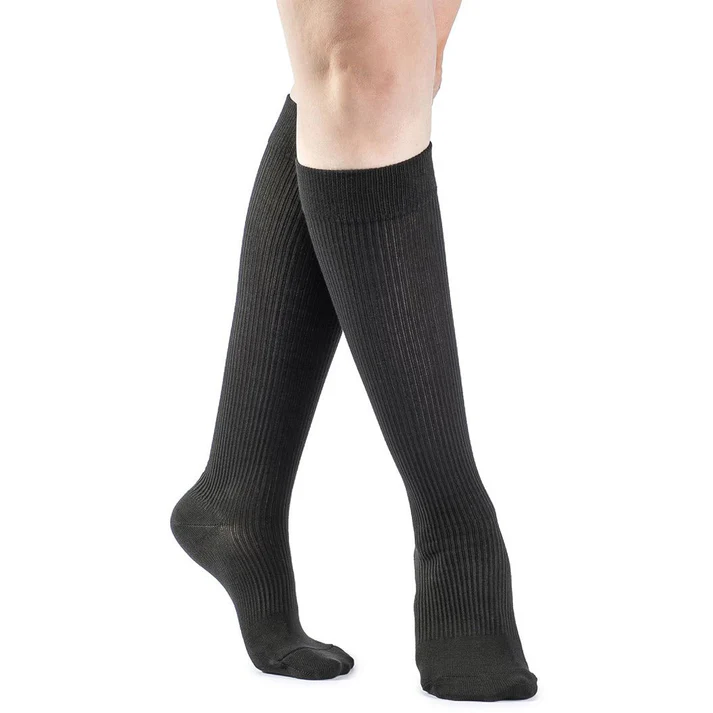 Casual Cotton (146) Womens Calf 15-20mmHg Compression Stockings By Sigvaris - Image 6