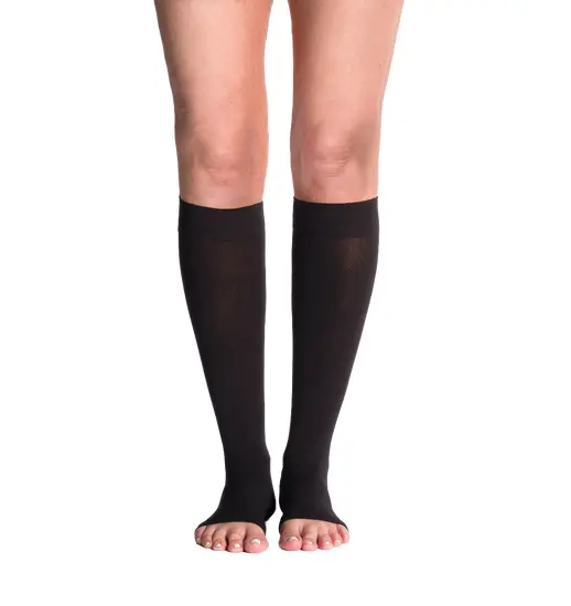 Essential Opaque (860) Calf 20-30mmHg & 30-40mmHg Compression Stockings for Men By Sigvaris - Image 4