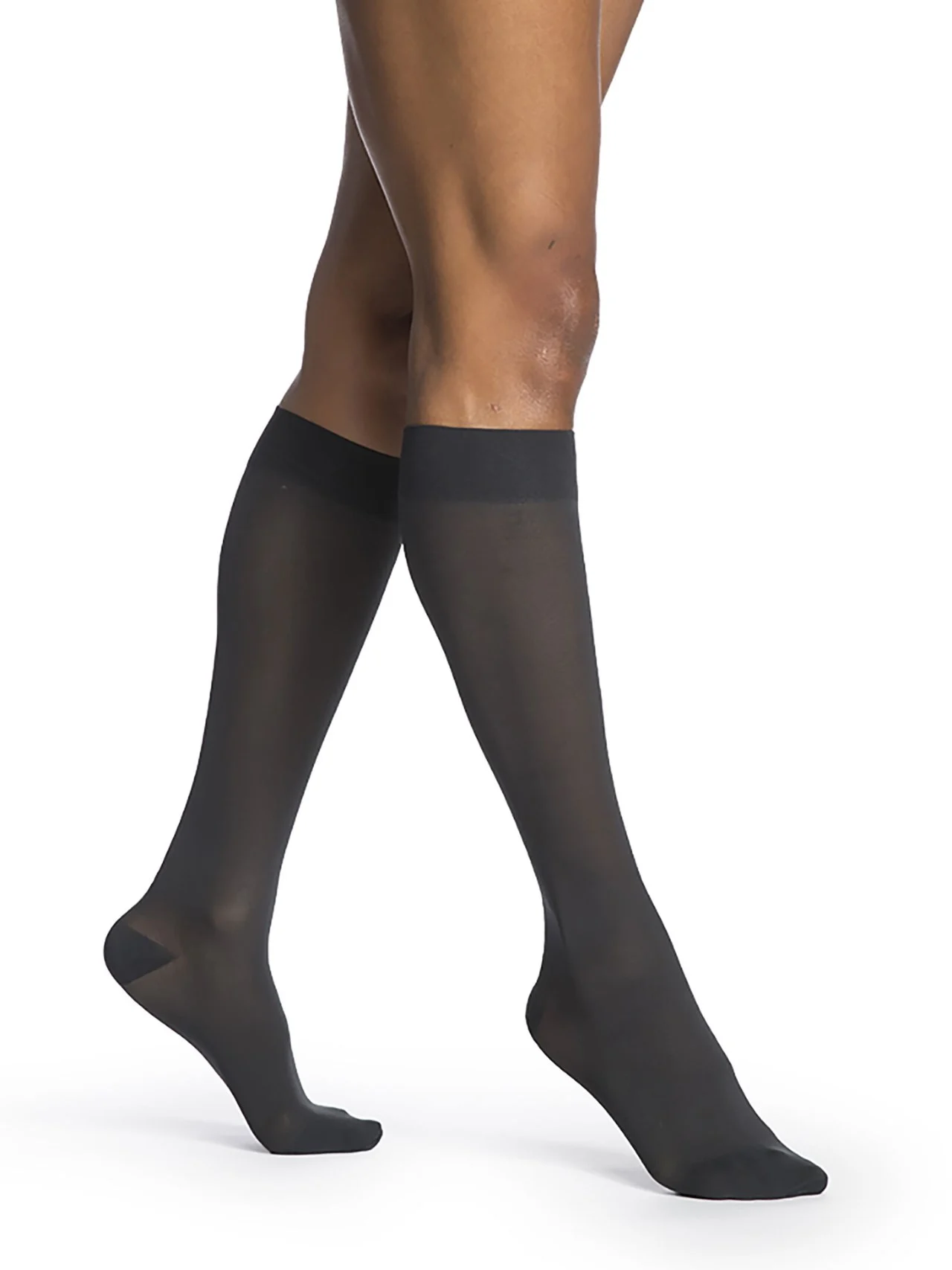 Medium Sheer (750) Calf 20-30mmHg Compression Stockings By Sigvaris - Image 3